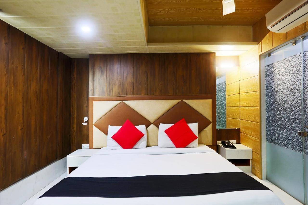 Capital O 23188 Glory Villa 뉴델리 외부 사진