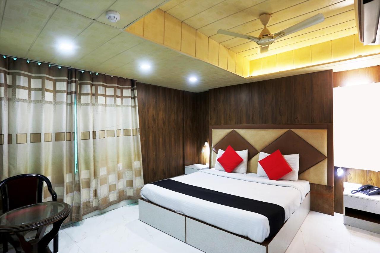 Capital O 23188 Glory Villa 뉴델리 외부 사진
