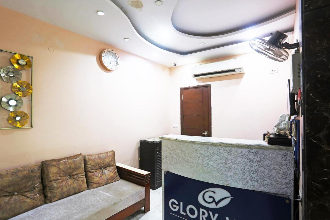 Capital O 23188 Glory Villa 뉴델리 외부 사진
